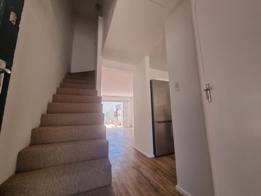 2 Bedroom Property for Sale in Claremont Upper Western Cape